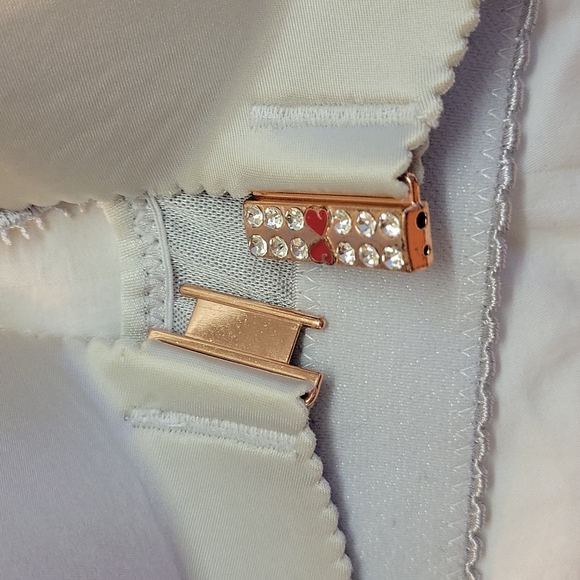 Front closure bra - Picture 2 of 8